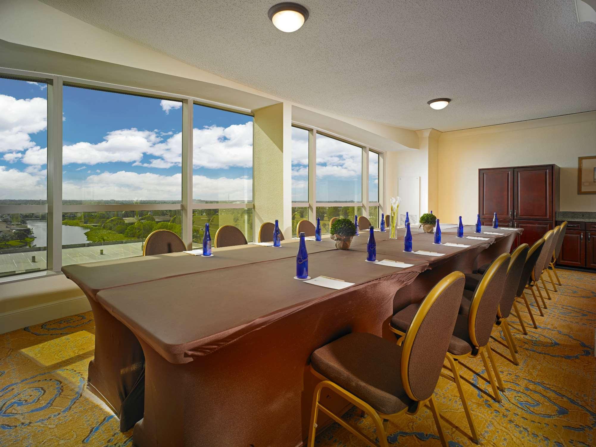 Doubletree By Hilton Sunrise - Sawgrass Mills Hotell Restaurant bilde