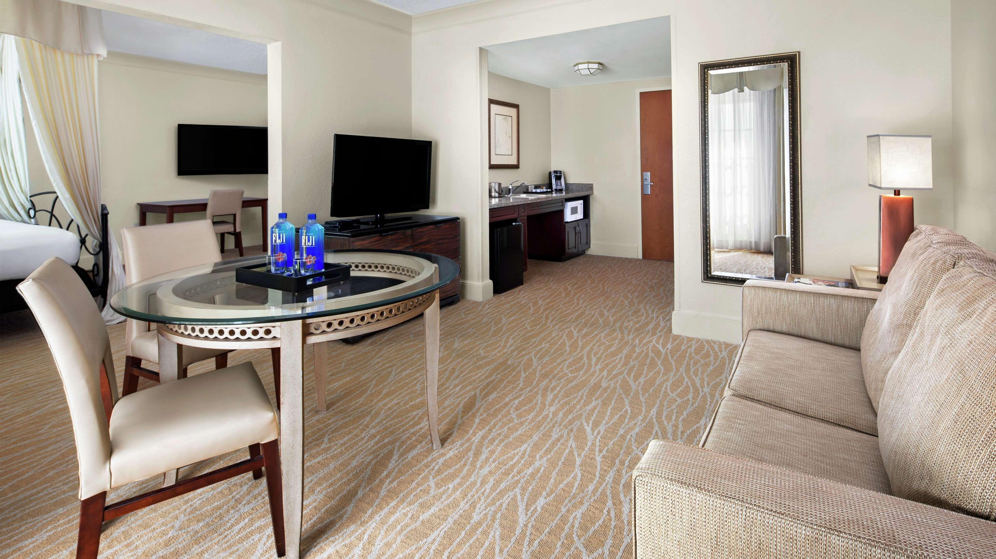 Doubletree By Hilton Sunrise - Sawgrass Mills Hotell Eksteriør bilde